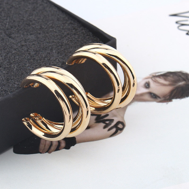 Trendy Fashion Metal Elegant Hoop Earring Woman 2020 New Vintage Gold Color